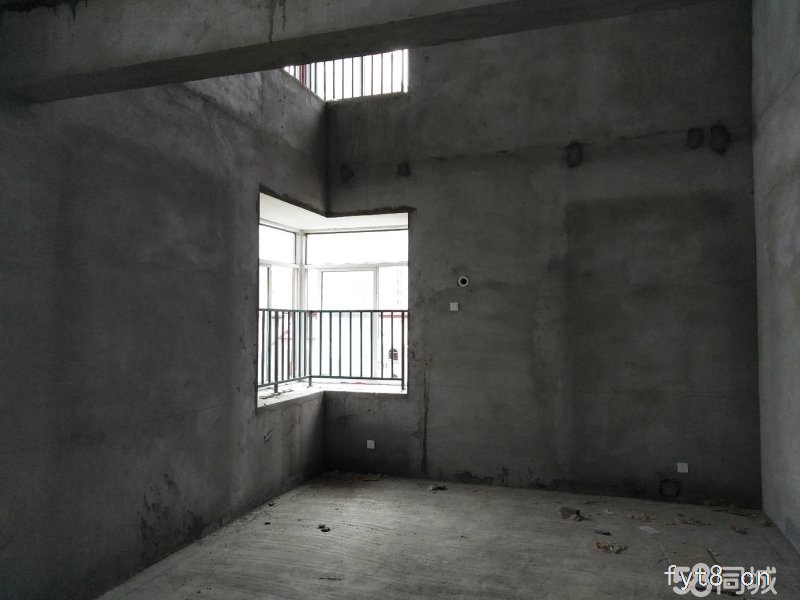 枫语墅 洋房复试 超好户型 挑高客厅 新小区环境好 业主急售