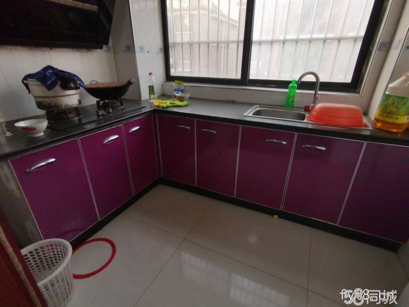 诚心出售 欧陆花苑 满五年 可随时过户 可以按揭 采光极好